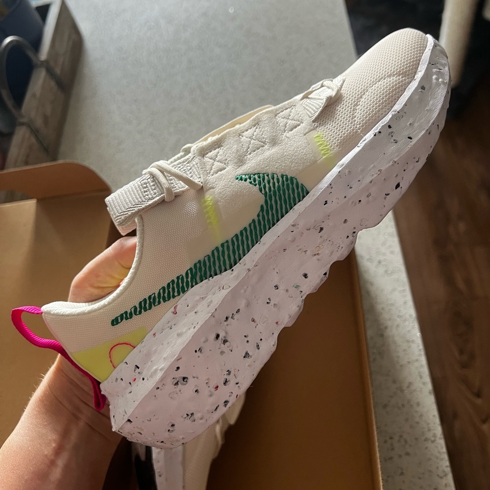 Nike Crater Impact "Phantom/Malachite/Volt/Pink Prime